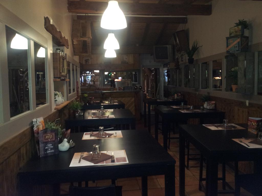 Hotel Restaurant Chez Pito Busque Exterior photo